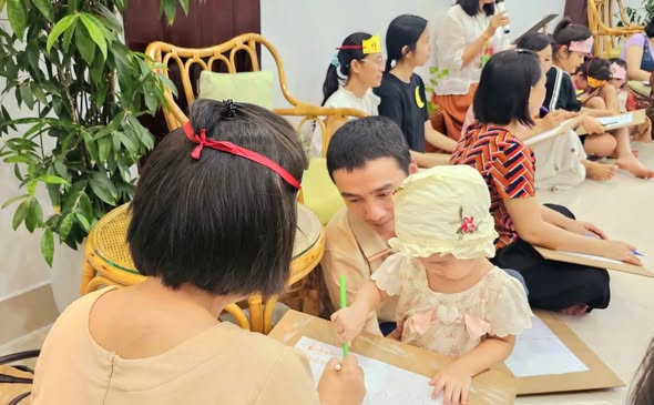 Trung Thu – Ngồi xuống cùng con – hình ảnh hoạt động 1